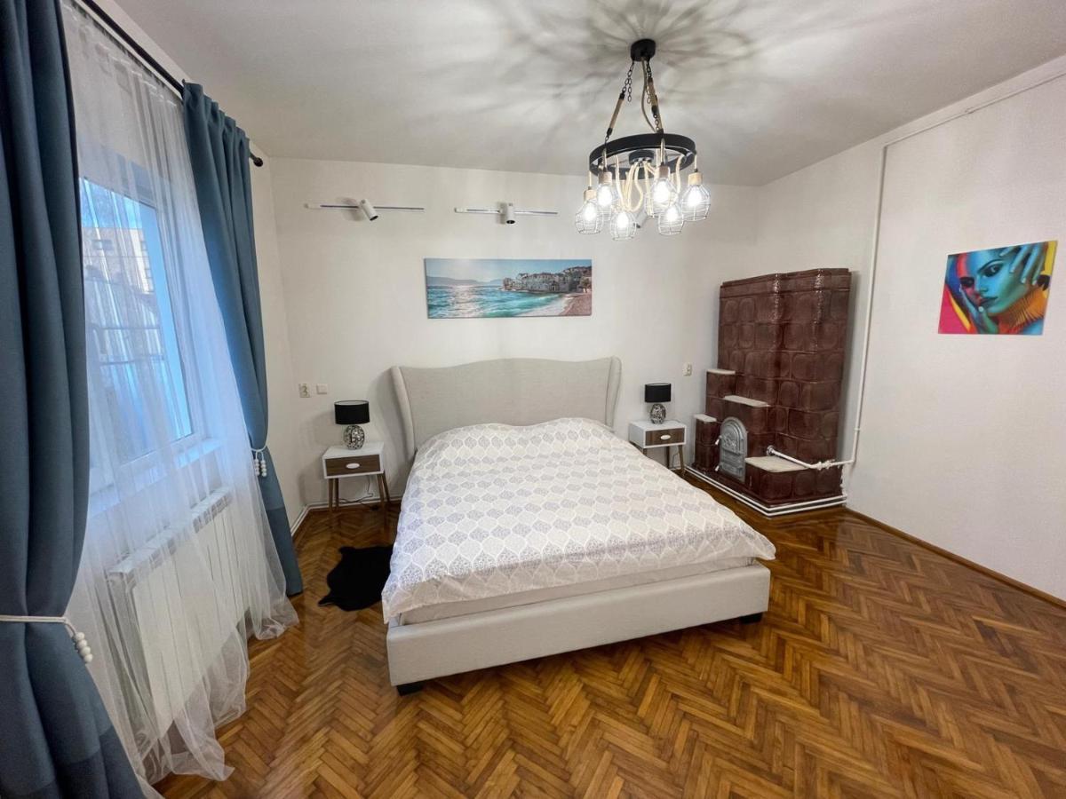 Premier Rooms Ploiesti Ngoại thất bức ảnh